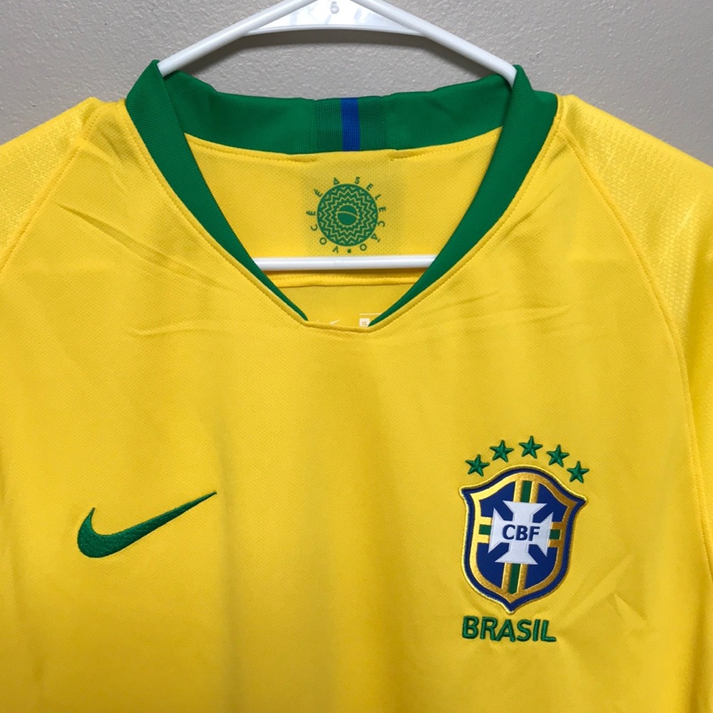 Nike Brazil 2018 Stadium Home Soccer Jersey - Picture 5 of 9